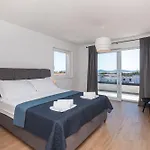 Apartamento Lenolu *