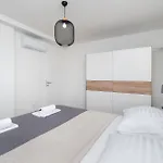 Lenolu Apartamento *