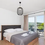 Apartamento Lenolu *