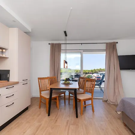 Lenolu Apartment *