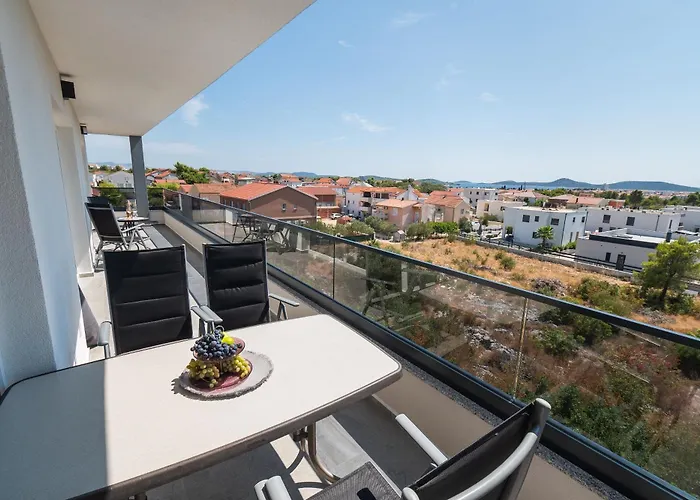 Lenolu Appartement *